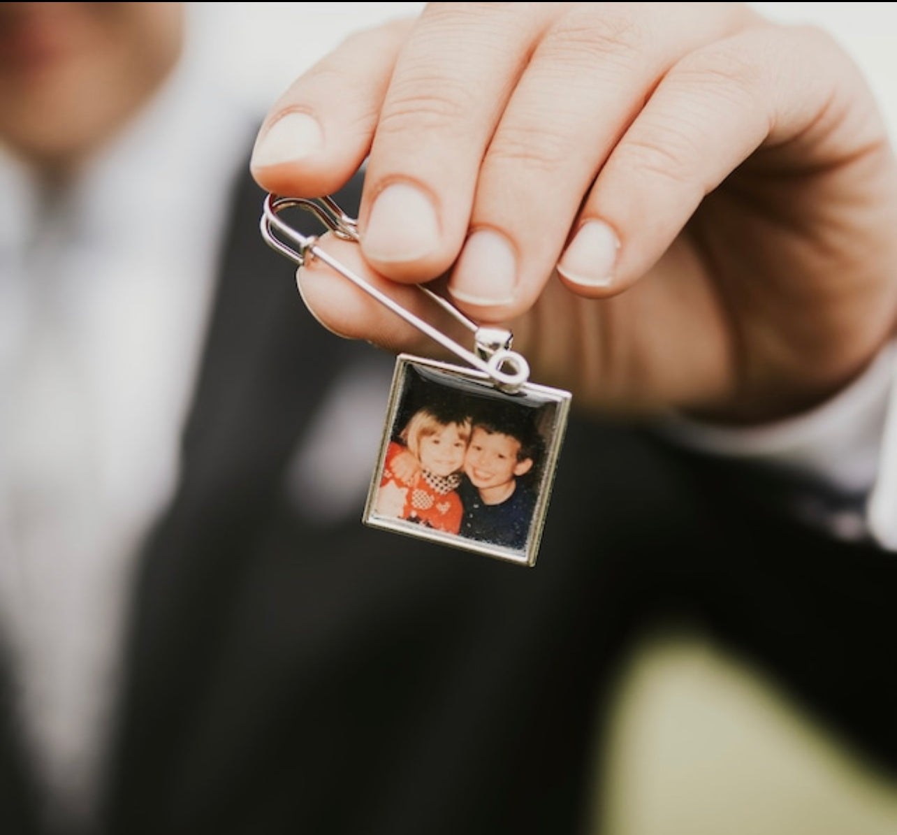 Wedding Boutonniere Photo Pendants for groom