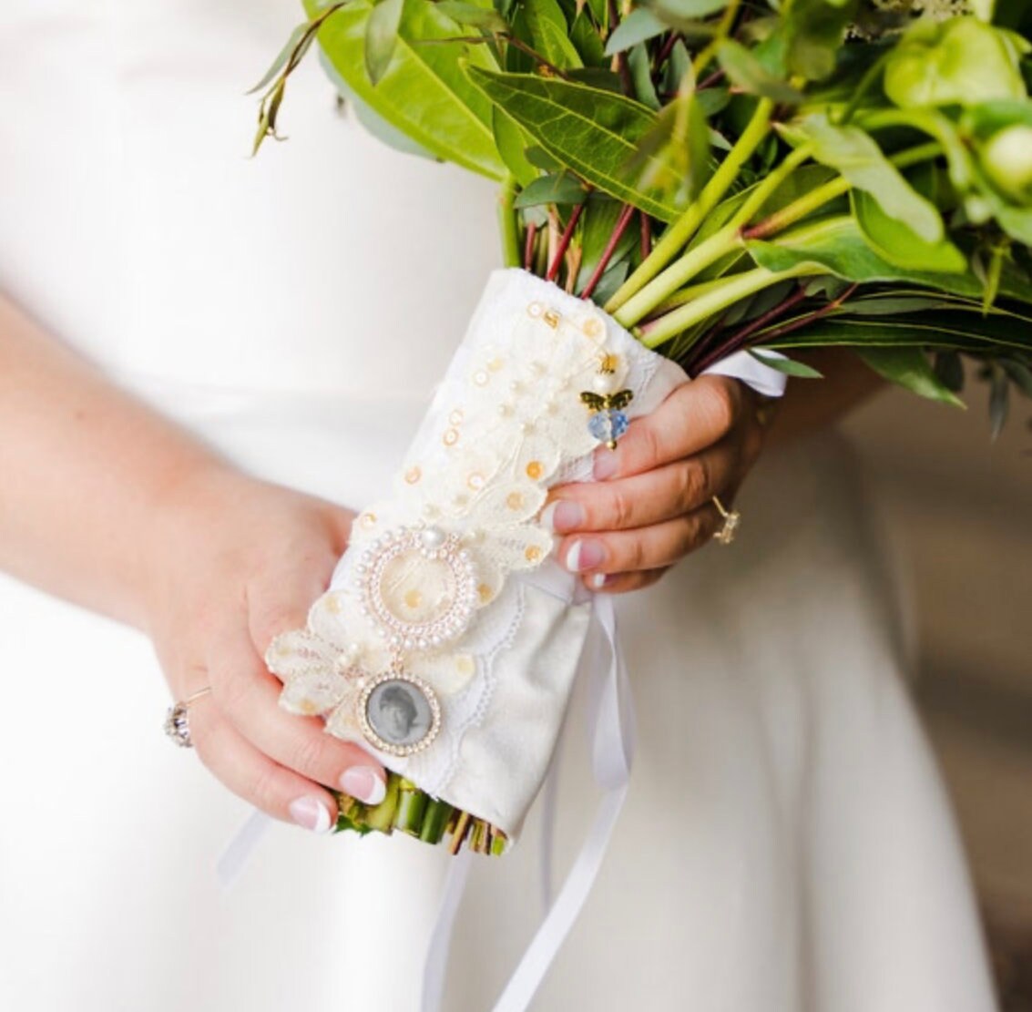 Custom Wedding photo Memory Charm and pin to attach to bride bouquet Gift for bridal shower - Remembering Loved ones